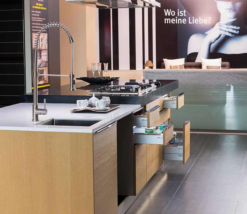 KITCHEN CHIMNEYS TVM
